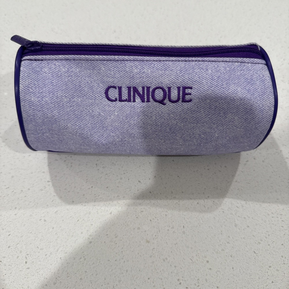 Clinique Small Lavender & Purple Cosmetic Makeup Bag Zip Cylinder Shape New